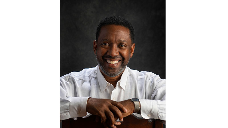 Flozell Daniels Jr.