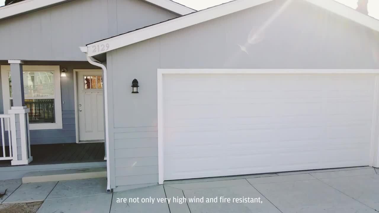video poster alt