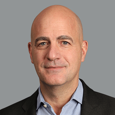 Daniel Pinto headshot
