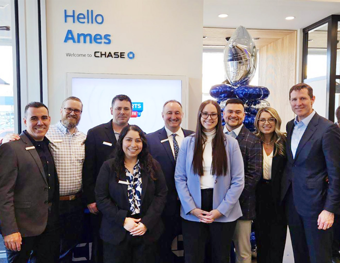 Team members celebrated the opening of our 10th branch in Iowa and new business and philanthropic commitments to support local small businesses to spur economic growth in the region.
